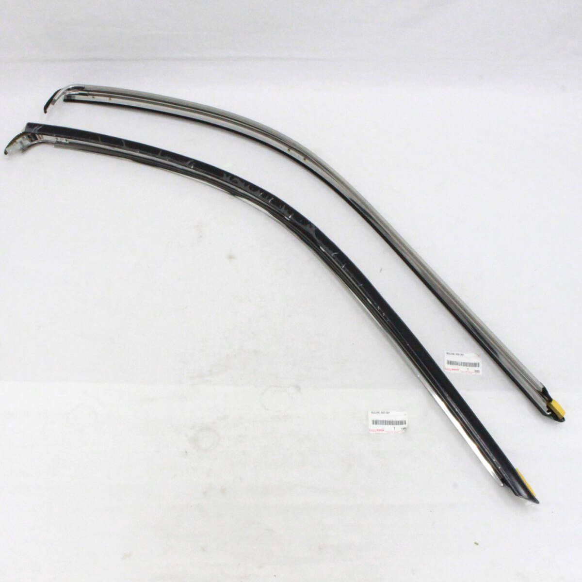 新品 トヨタ純正 スープラ ルーフサイド モール 左右 ルーフドリップ  