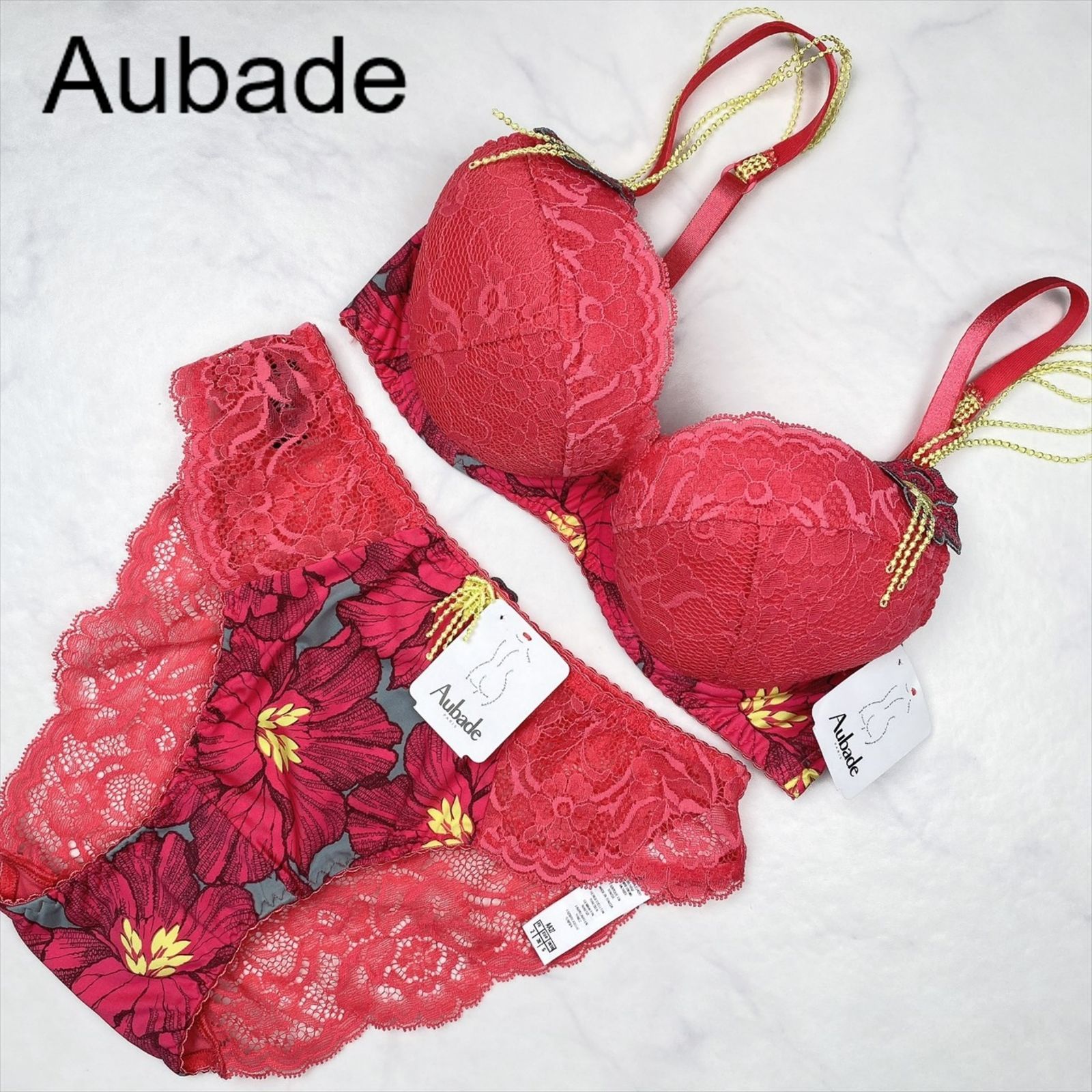 お得、Aubadeオーバドゥ、95D（日本80D）赤ブラ‼️半額以下！ 60%OFFセール) オーバドゥ ブラ 下着 Aubade CDカップ バイア