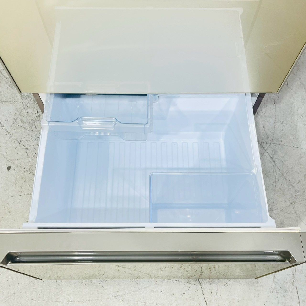 6ドア冷蔵庫 430L