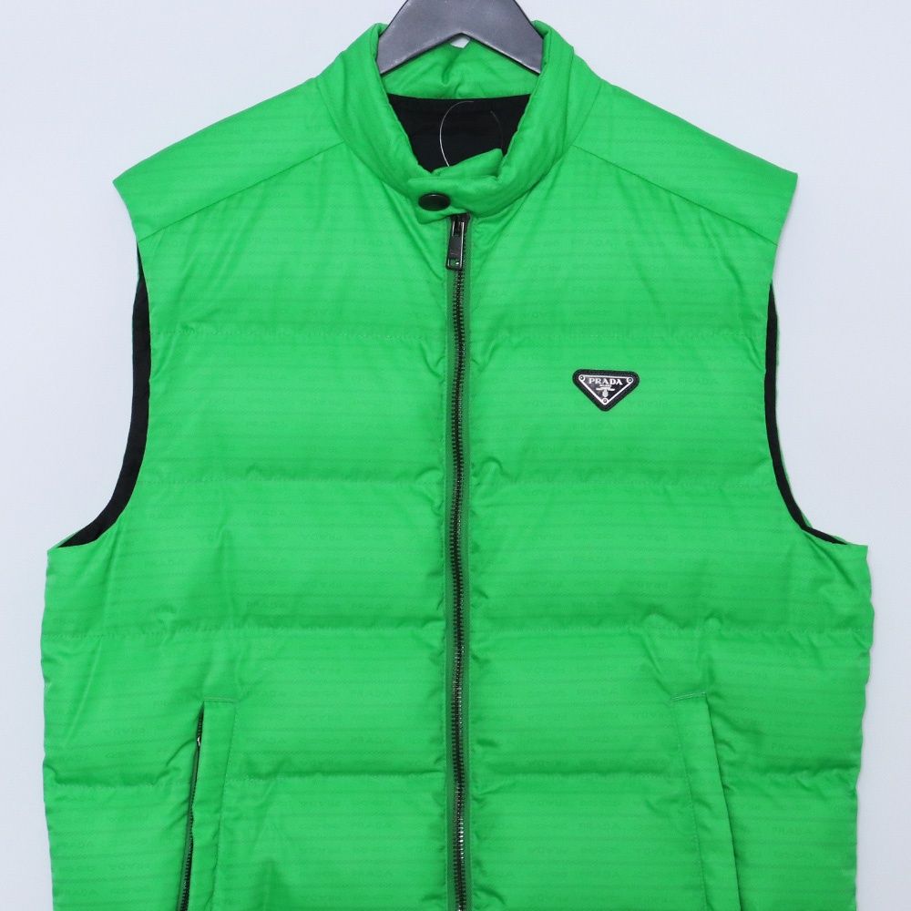 PRADA パデッド re-nylon ダウンベスト サイズ52 グリーン PRADA パデッド re-nylon ダウンベスト サイズ52 グリーン