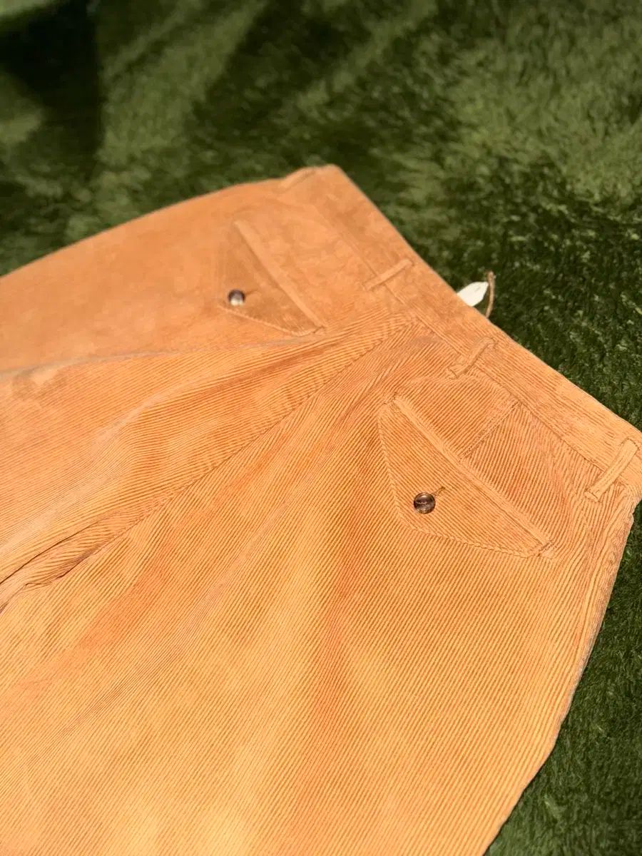 スラックス ライト