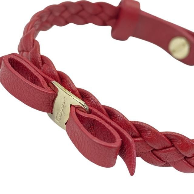 Salvatore Ferragamo フェラガモ ヴァラリボン バングル