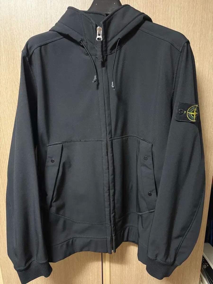 STONE ISLAND ストーンアイランド ソフトシェル xl