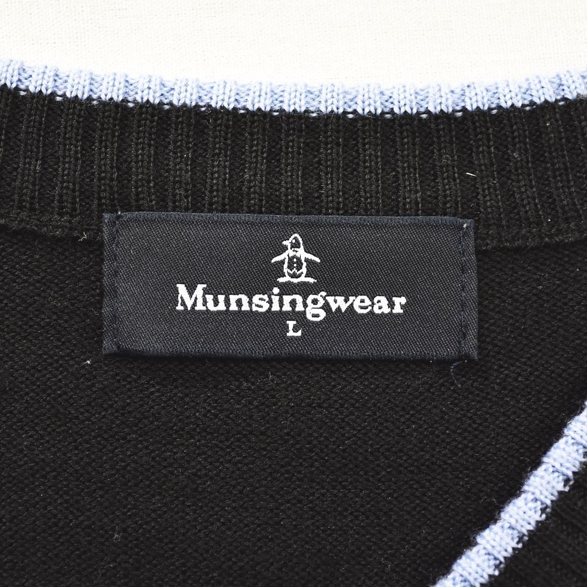 美品】 マンシングウェア Munsingwear アームライン Vネック アクリル 