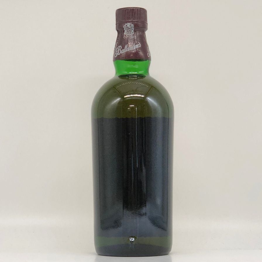 バランタイン - バランタイン 30年 ベリーオールド 青青紋章 赤キャップ 750ml【X4】 バランタイン 30年 ベリーオールド 青青紋章 赤キャップ 750ml【X4】