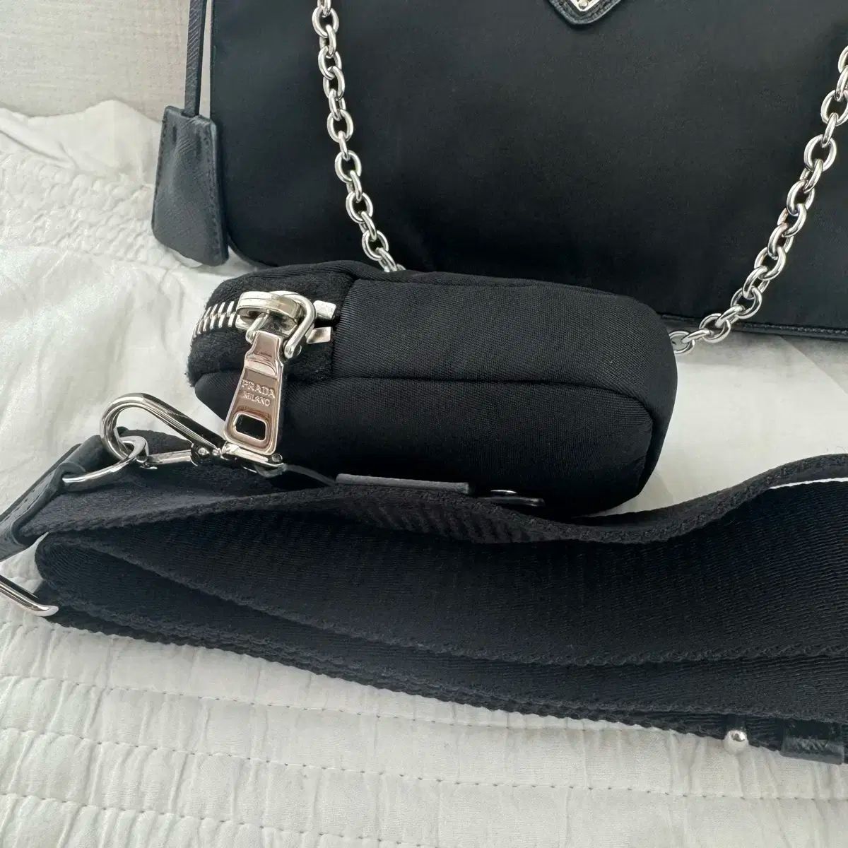 PRADA プラダ Re-Edition リエディション 2005 Re-Nylon バッグ ナイロン テスート チェーン ホーボーバッグ