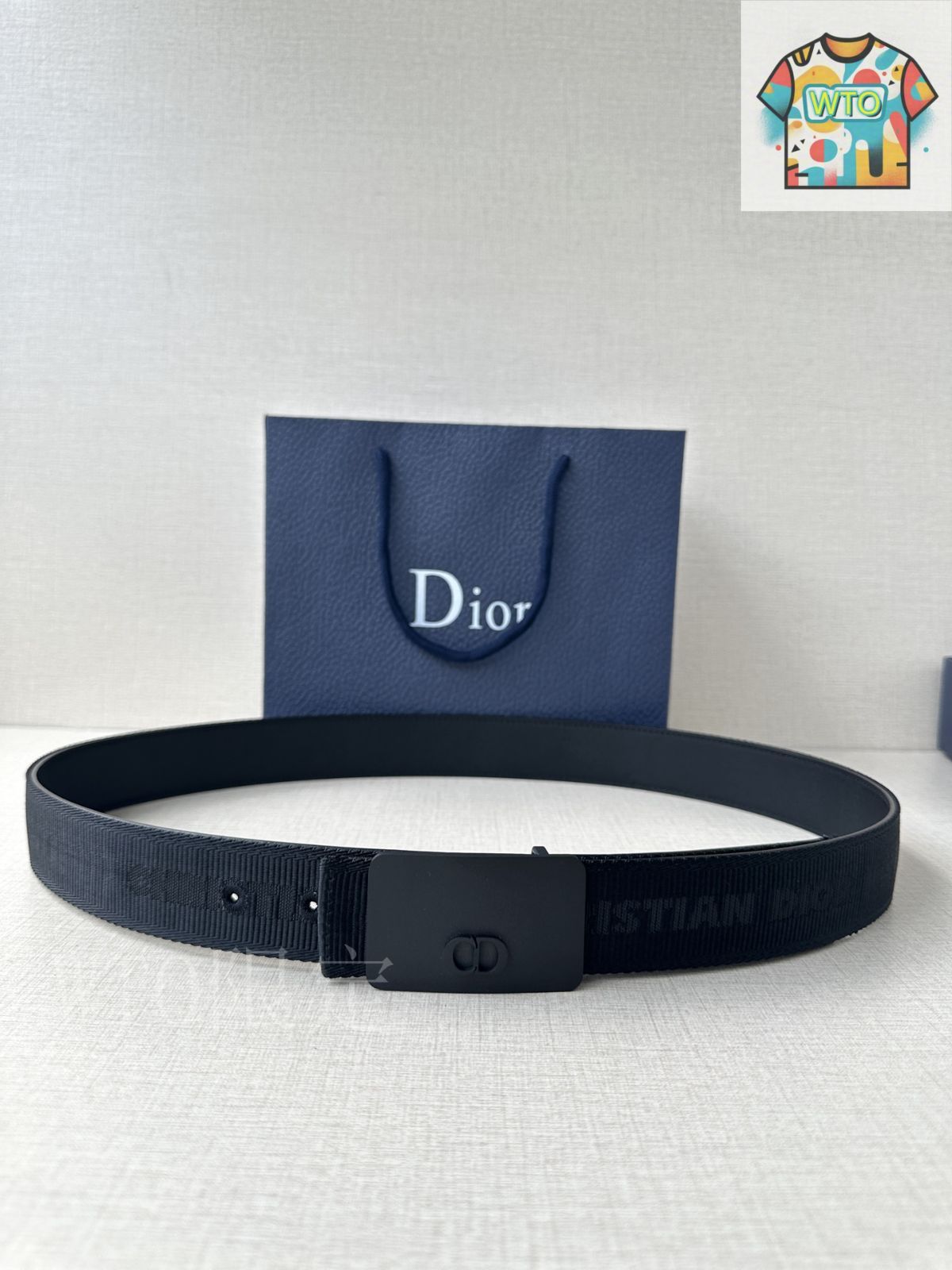 今日WTO】Dior CD Icon メタルベルトバックル-DY44 - メルカリ