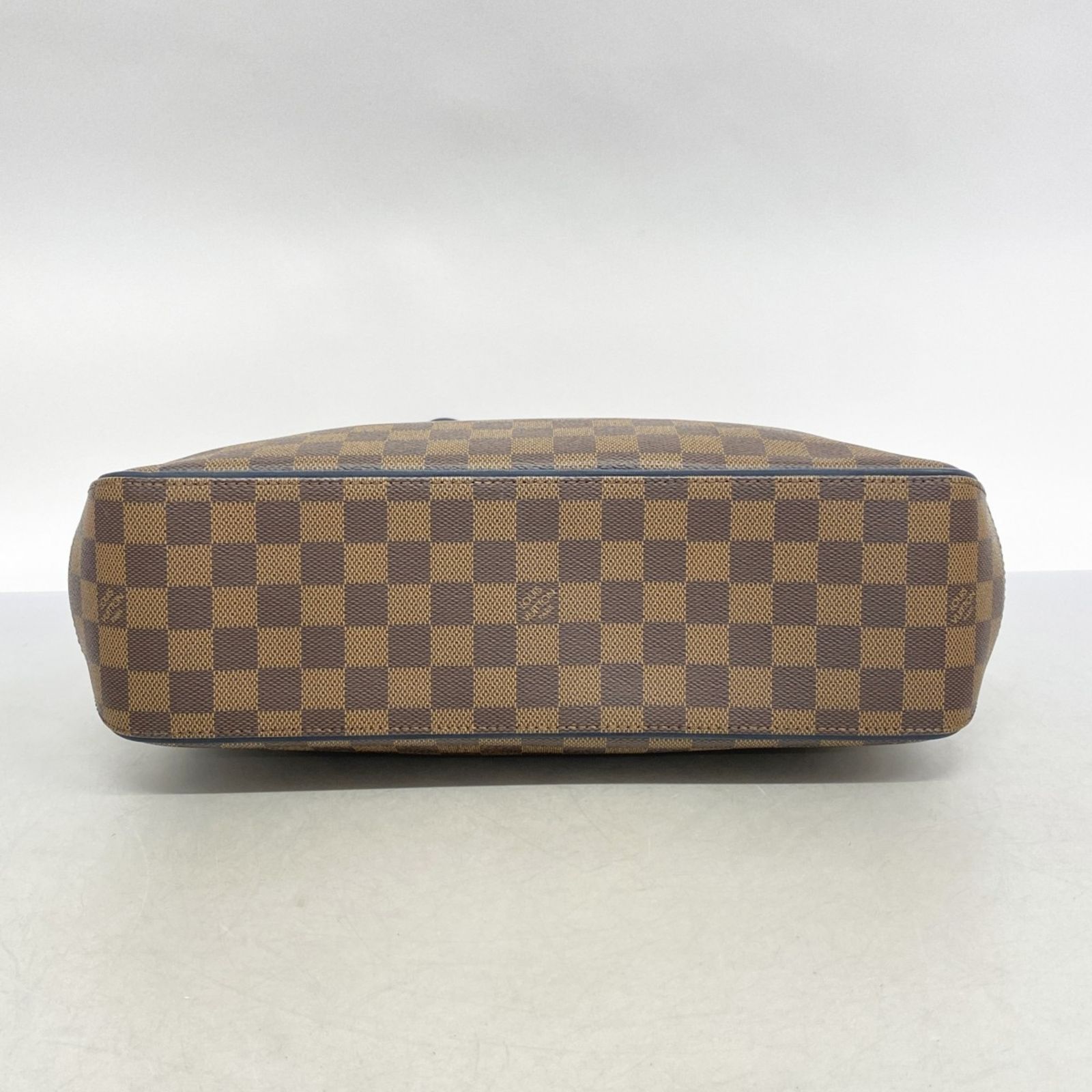 Vuitton ルイ