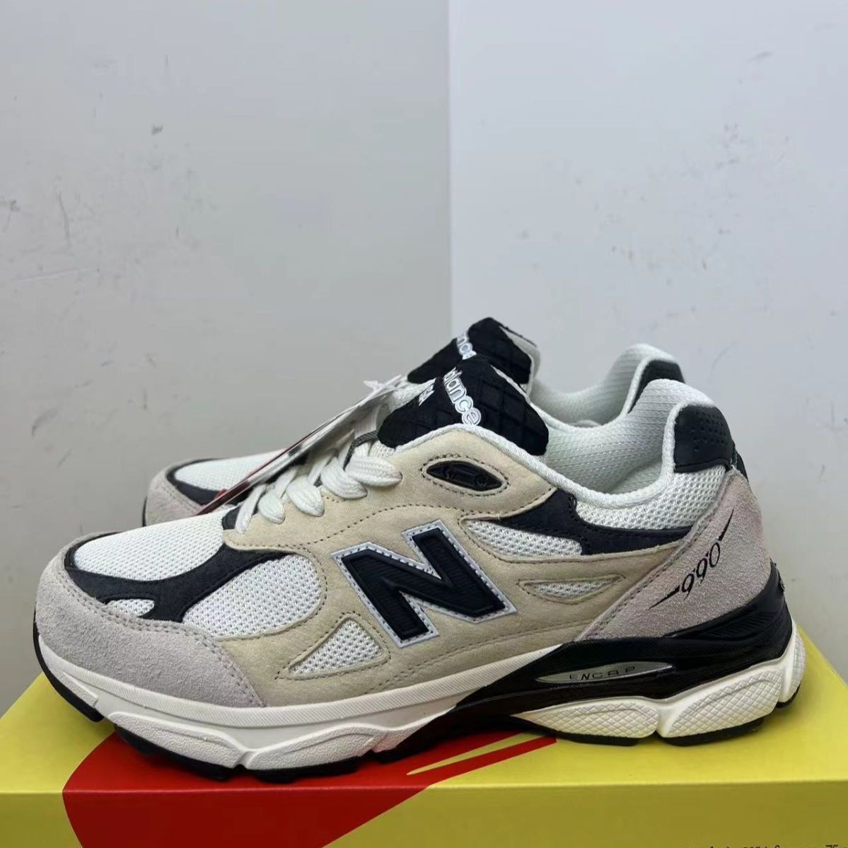 新品未使用 ニューバランス New Balance NB 990 V3  スニーカー