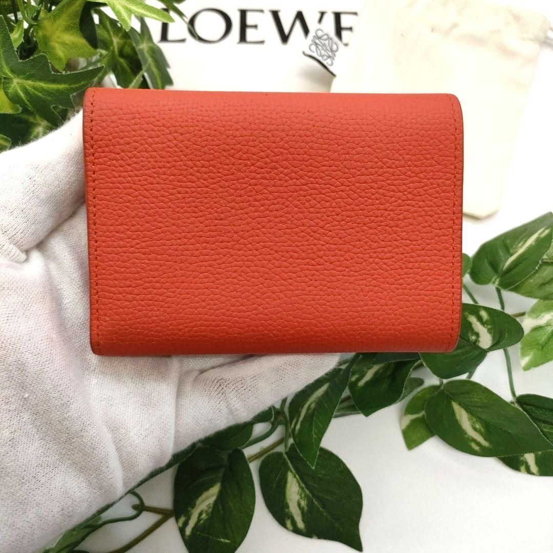【美品】ロエベ バーティカルウォレット 三つ折り 財布 オレンジ アナグラム Amazon | [ロエベ] 三つ折り 財布 アナグラム バーティカル ウォレット