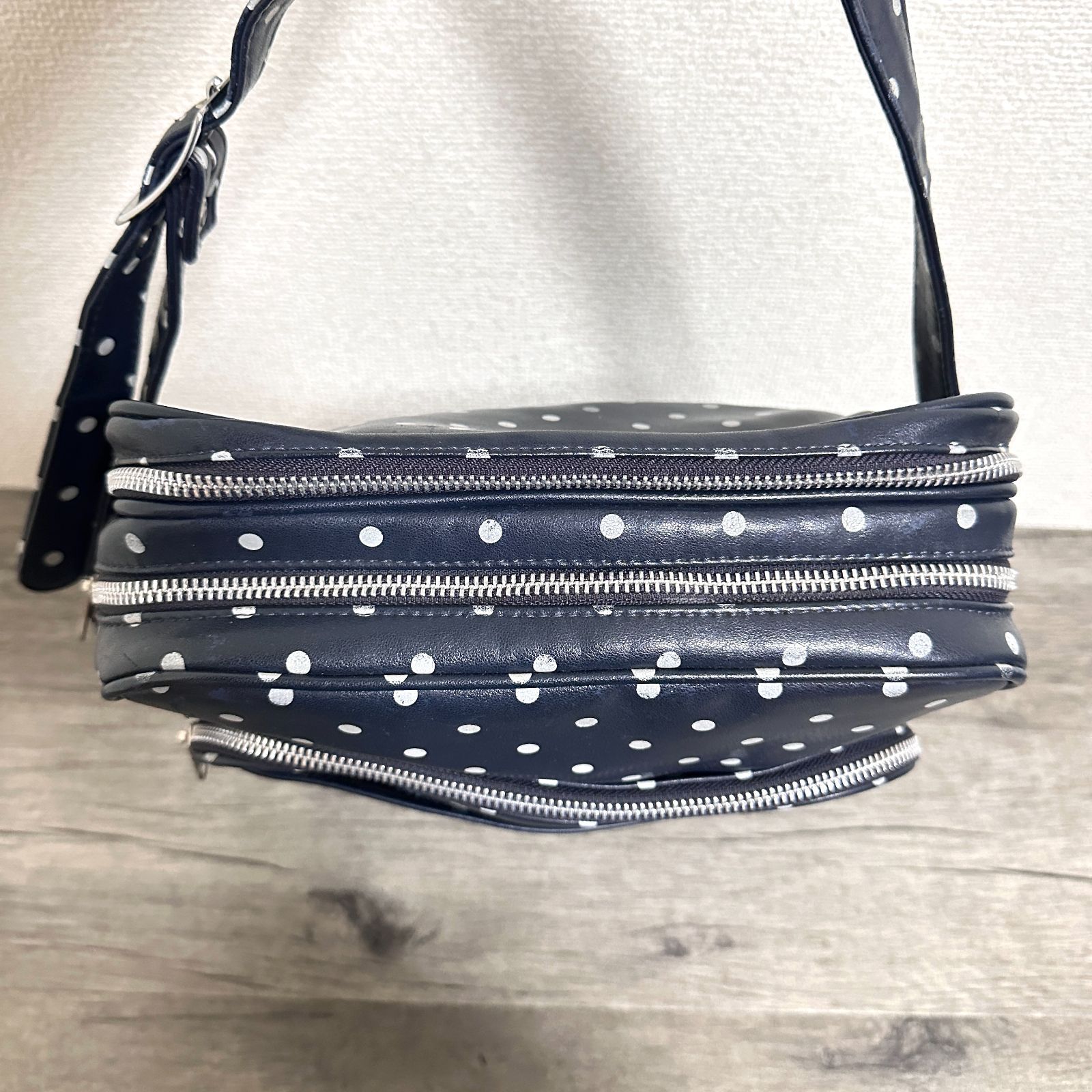 COMME des GARCONS コムデギャルソン レザー ドット柄ショルダーバッグ