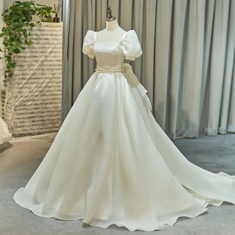 2025 ウエディングドレス ブライダルドレス パフスリーブバックリボン 結婚式 前撮り 花嫁 プリンセスドレス プリンセスライン 半袖 ゴージャス