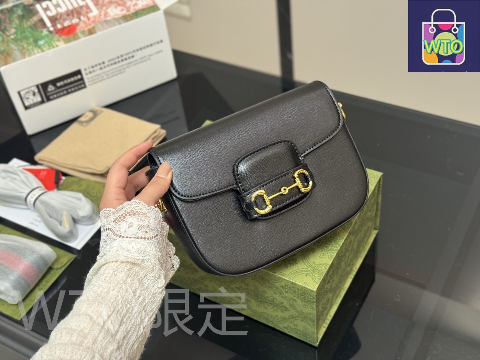 ✴美品【GUCCI】ワインク－ラ－ GUCCI】ヴィンテージ グッチ チェンジベゼル 11/22.2 クォーツ