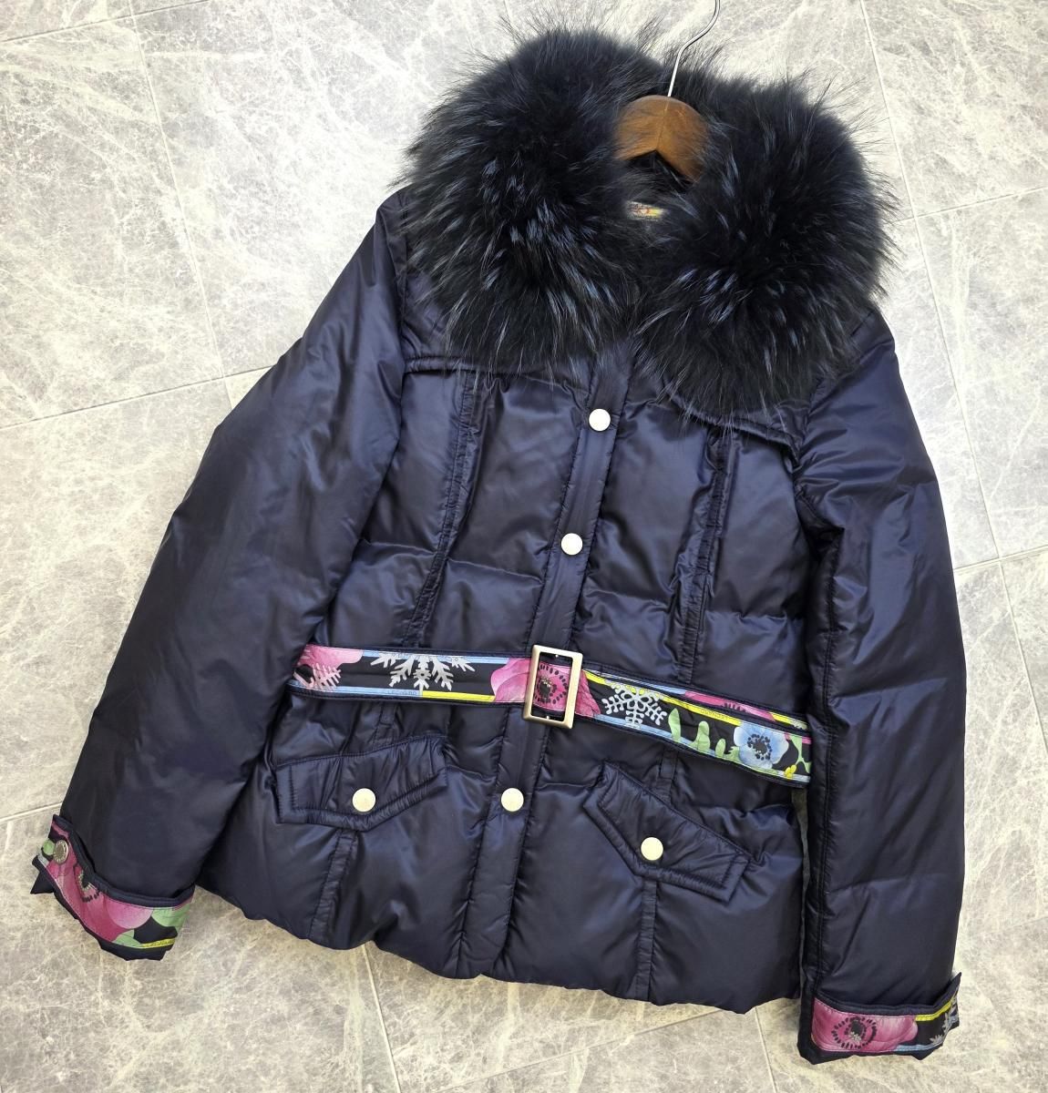 レオナールダウンジャケット ファー付き