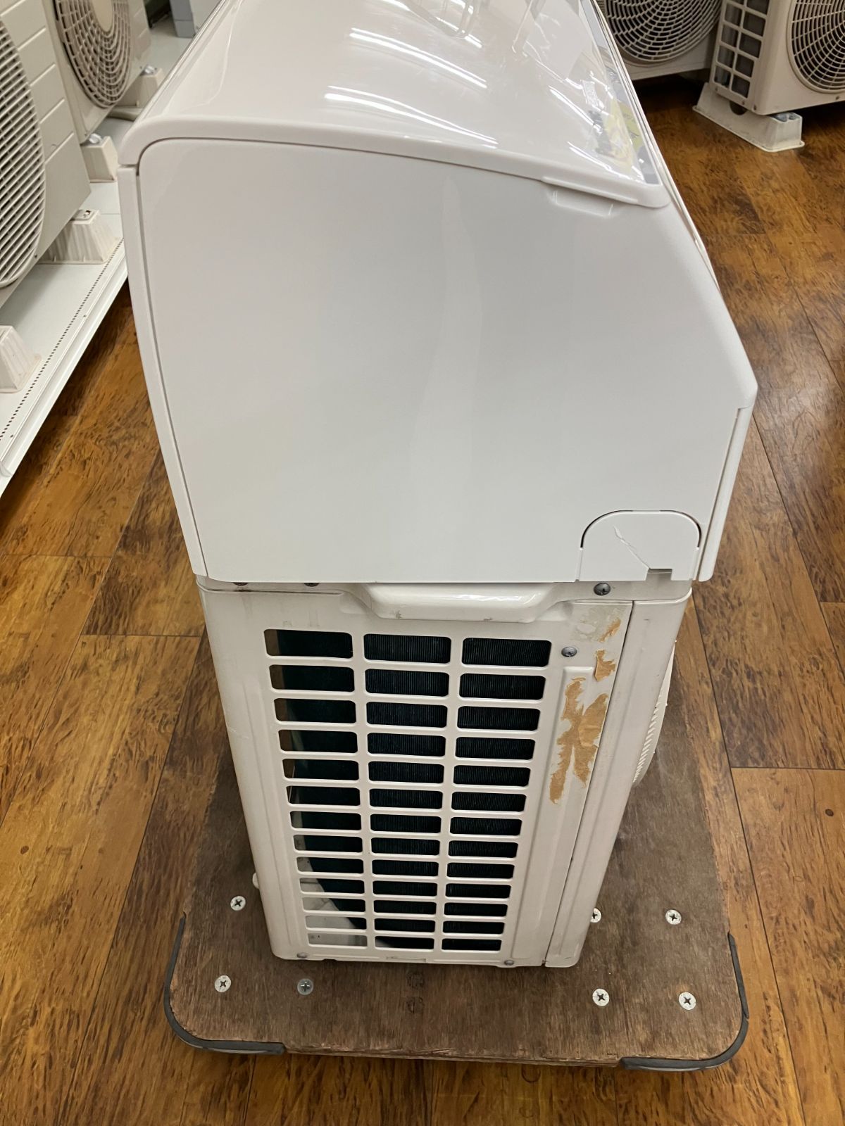 ルームエアコン