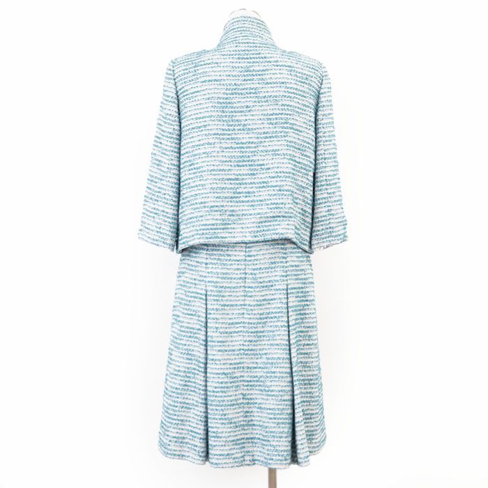 CHANEL セット 今日特価】Chanel 2025 Waist - Cinching Vest and Shorts Set