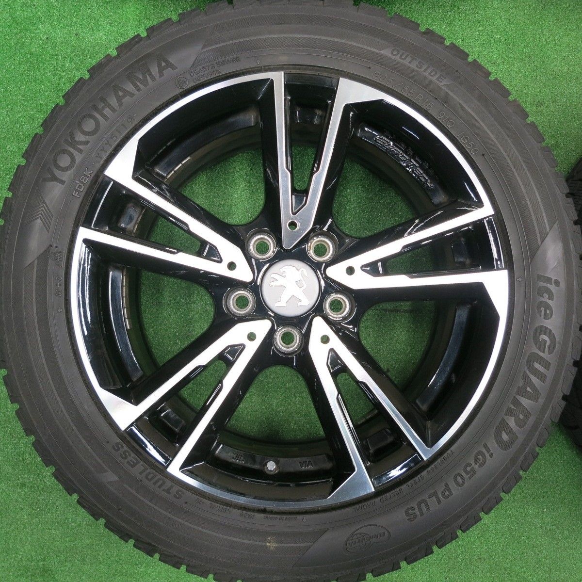 プジョー スタッドレス ヨコハマ iG50+ 205/55R16 バリ溝 19年 プジョー スタッドレス ヨコハマ iG50+ 205/55R16 バリ溝 19年