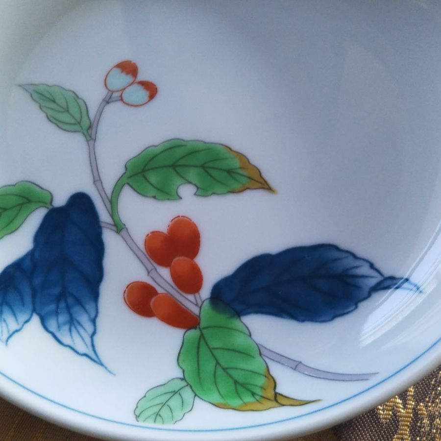 其泉窯 あおき 銘々皿 木の実 染錦 染付 色絵 有田焼 賞美堂 - メルカリ