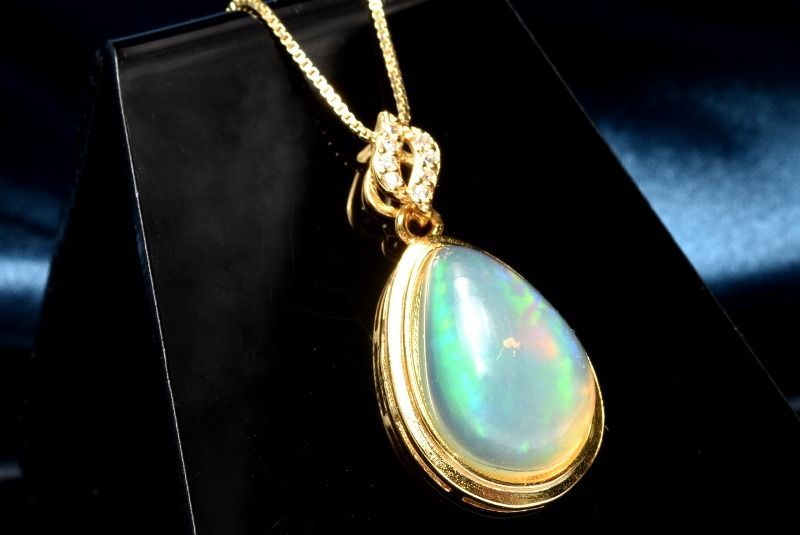 あ*こ様 【新品】プレシャスオパール＆ダイヤモンド❣️925K14WG仕上げリン あ*こ様 【新品】プレシャスオパール＆ダイヤモンド❣️925K14WG