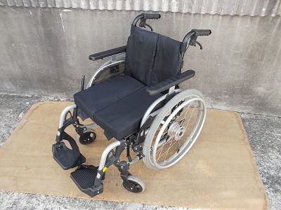 オットーボック自走式車椅子