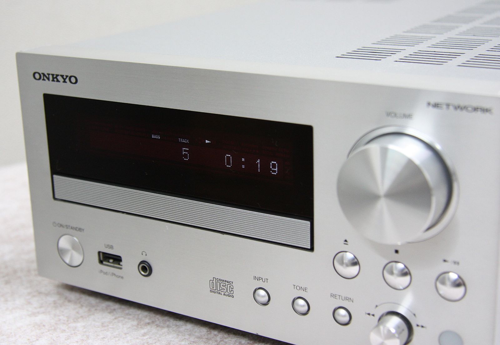 ONKYO ネットワークCDレシーバー CR-N755 シルバー ONKYO ネットワーク機能付CD/USBレシーバーCR-N755 シルバー
