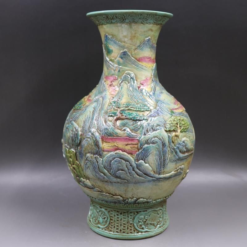 清乾隆粉彩蒔金十二支瓢簞賞瓶 景徳鎮 陶磁器 装飾品 現代工芸品 美術品 置物 乾隆琺瑯彩蒔金四方賞 景徳鎮 陶磁器 装飾品 現代工芸品 美術品