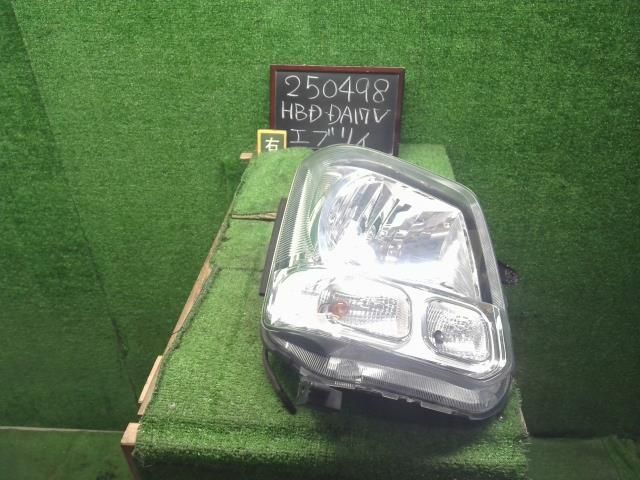 DA17Vエブリー右中古ヘッドライト 35120-64P02 DA17V エブリィバン 右ヘッドライト 35120-64P02 ユニット