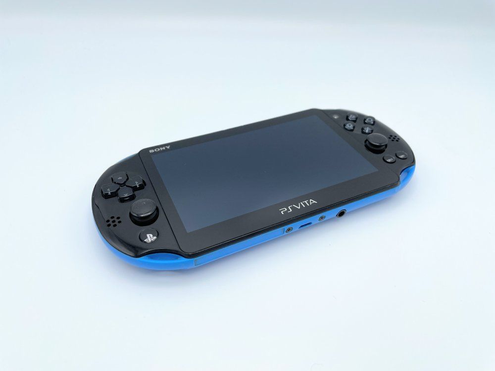 PlayStation Vita デビューパック Wi-Fiモデル ブルー|ブラック video game