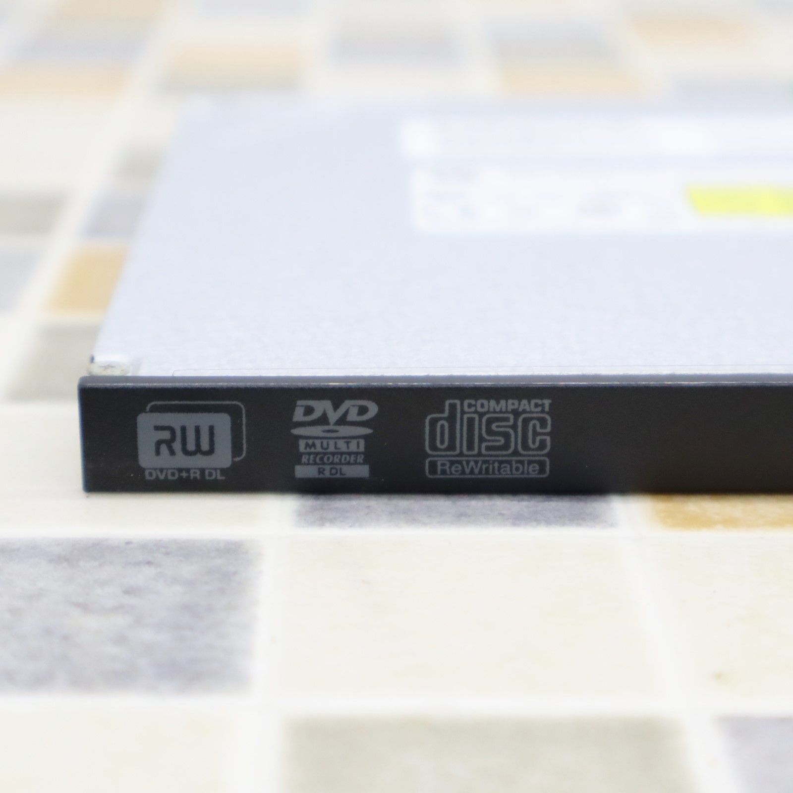 ∧PCパーツ 部品 ｜スリム型 内蔵型 DVDマルチドライブ｜HP DU-8A6SH