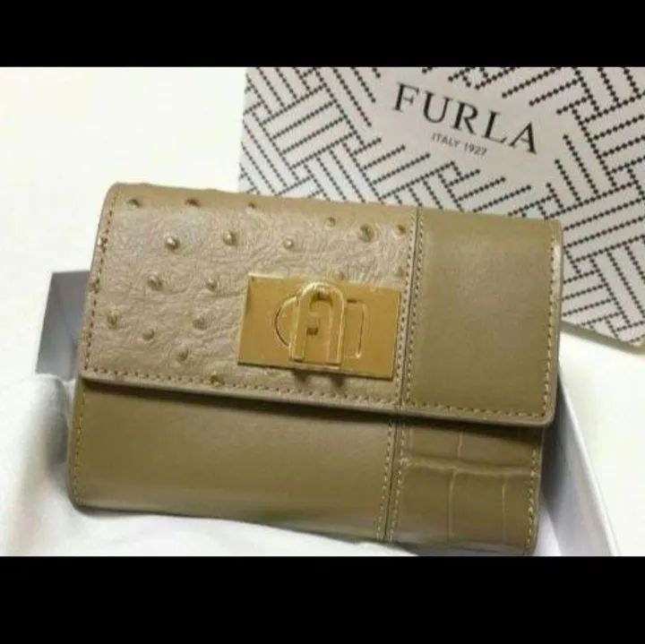 ✳️ Sale 匿名配送 新品 ✳️ FURLA フルラ 財布 三つ折り