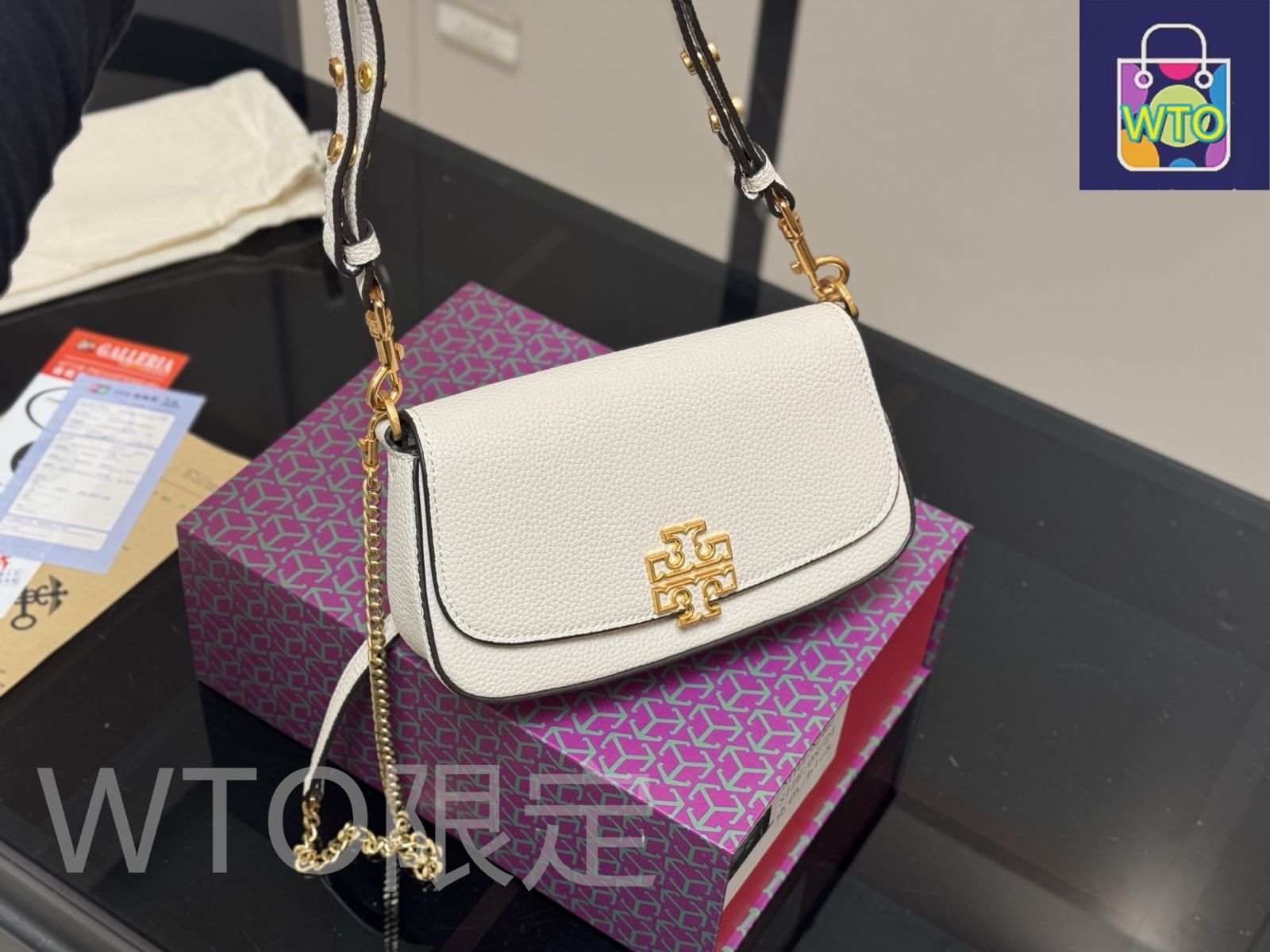 #Tory Burch#極美品　#レア　#正規品　ツイード＆ 革ハンドバッグ Tory Burch#極美品 #レア #正規品 ツイード＆ 革ハンドバッグ
