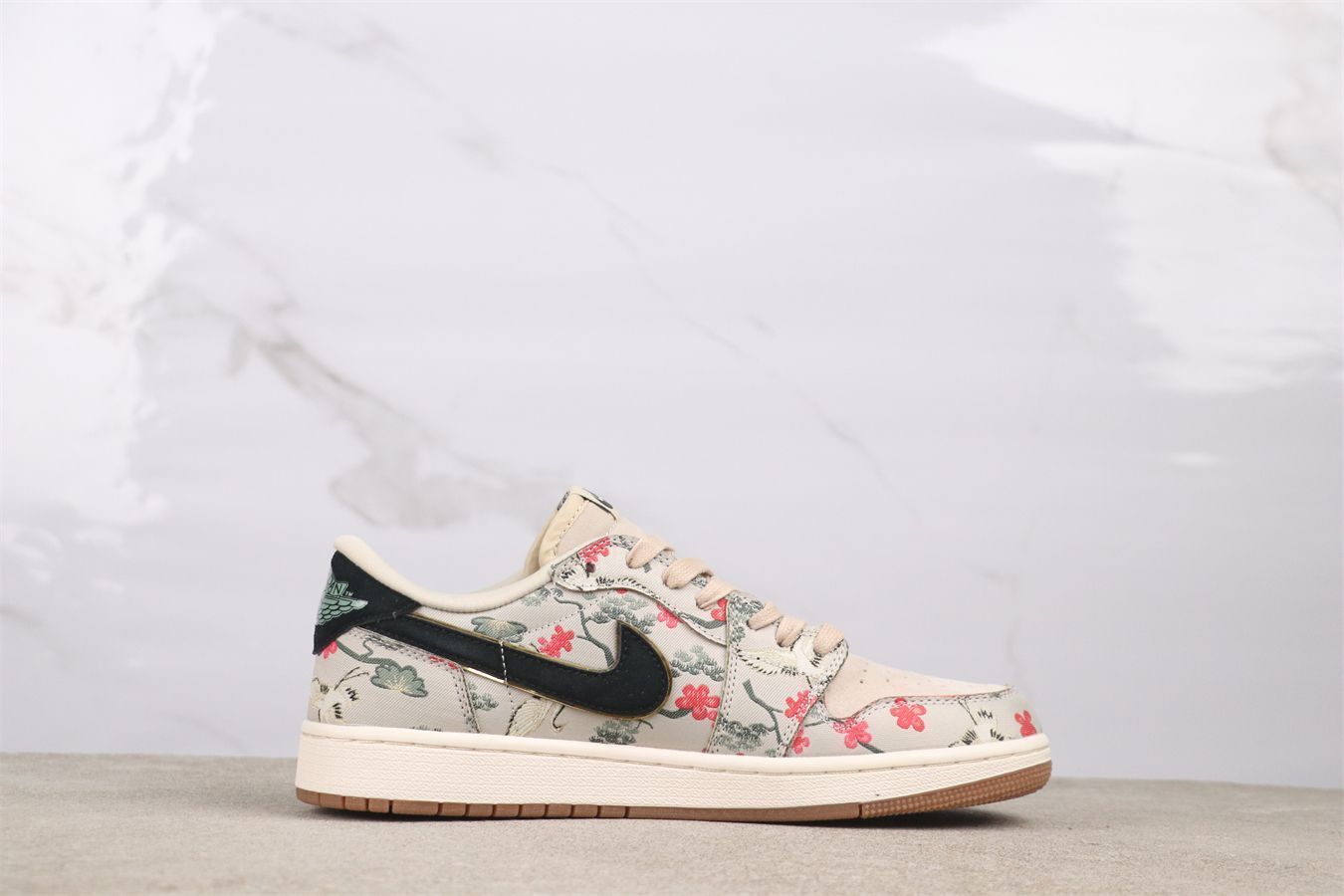 今日 Air Jordan HV8239-100 エアジョーダン HV8239-100 プラム ブレイク - クレスト-MM輸入