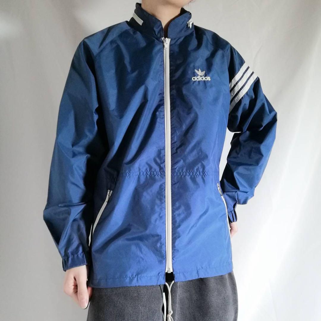 デサント製 adidas アディダス ナイロン ウィンドブレーカー M 紺 トレフォイル 刺繍 80s 90s 古着 ネイビー