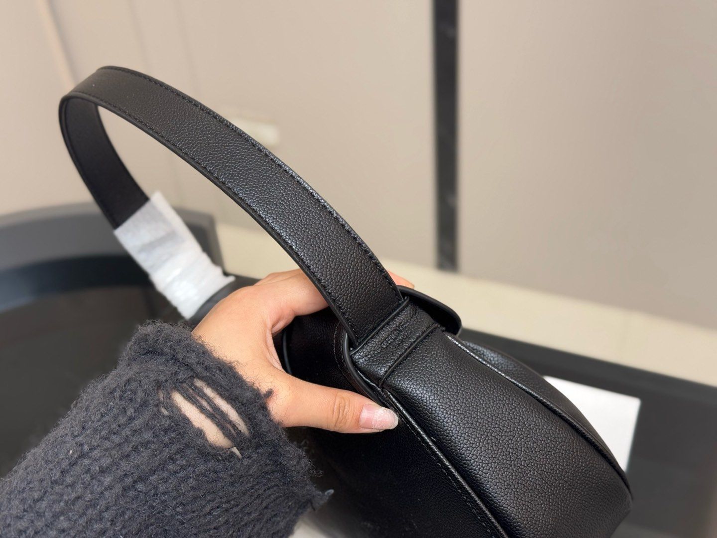 VINTAGE●CELINE●セリーヌ キャラメル アンダーアームバッグ Celine] ローラ アンダーアームバッグ - 専用ボックス付き