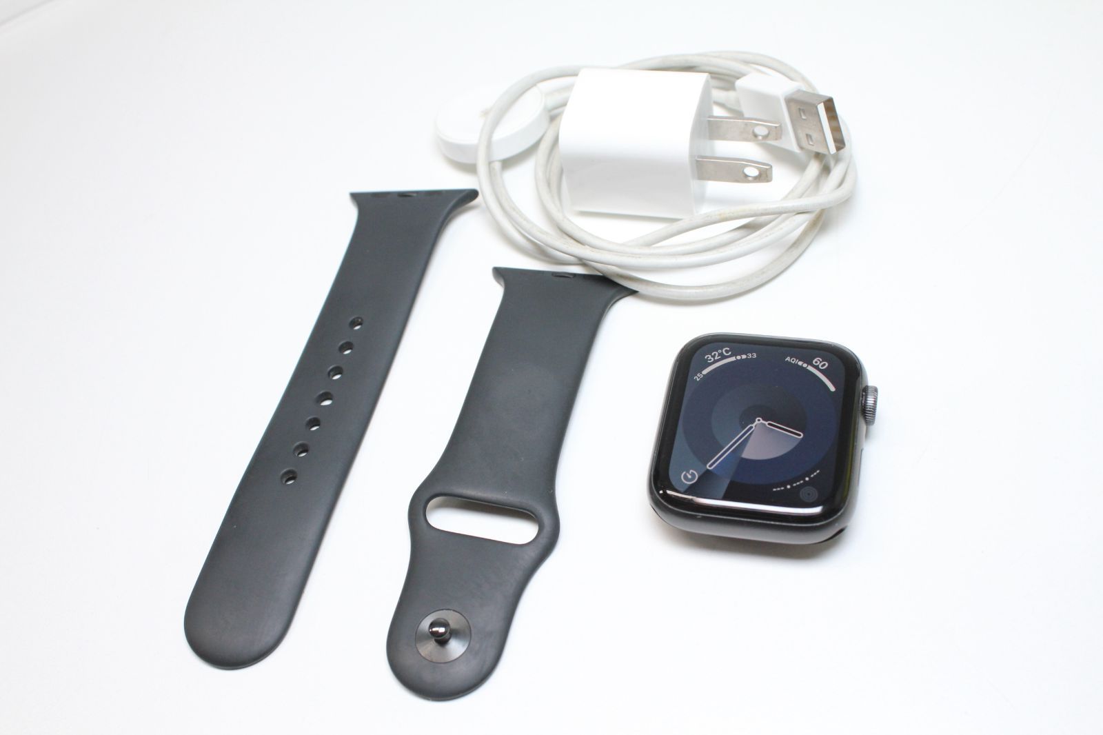 Apple Watch SE 第1世代 GPS|44mm|A2352 MYDT2J|A ⑤
