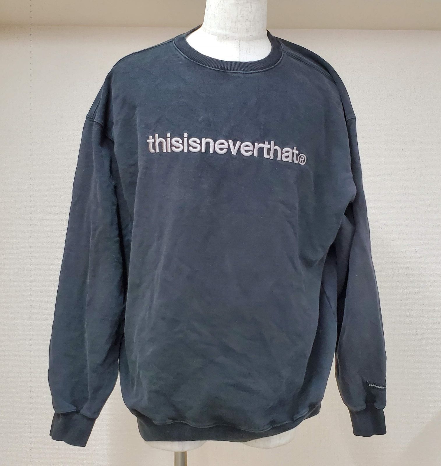 韓国限定カラー thisisneverthat 青 ロゴスウェット