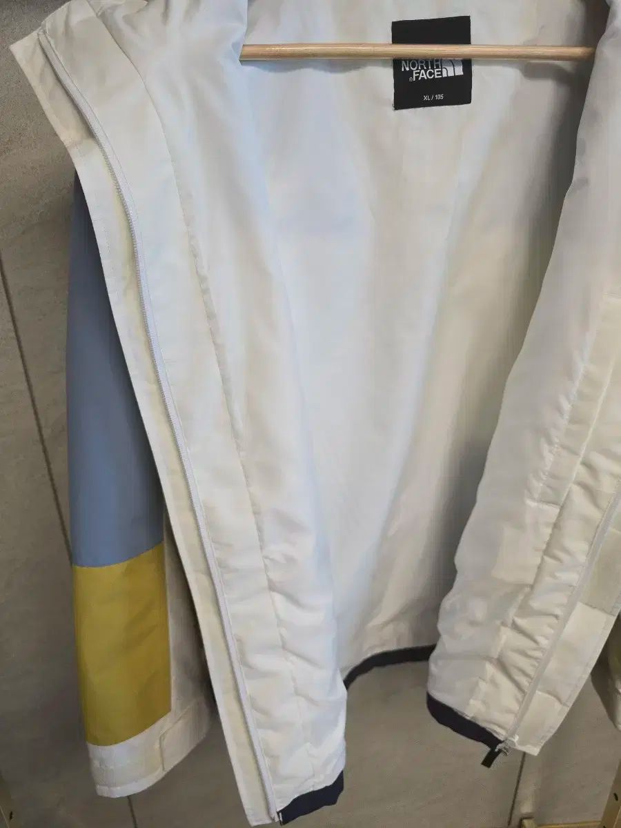 NORTH FACE