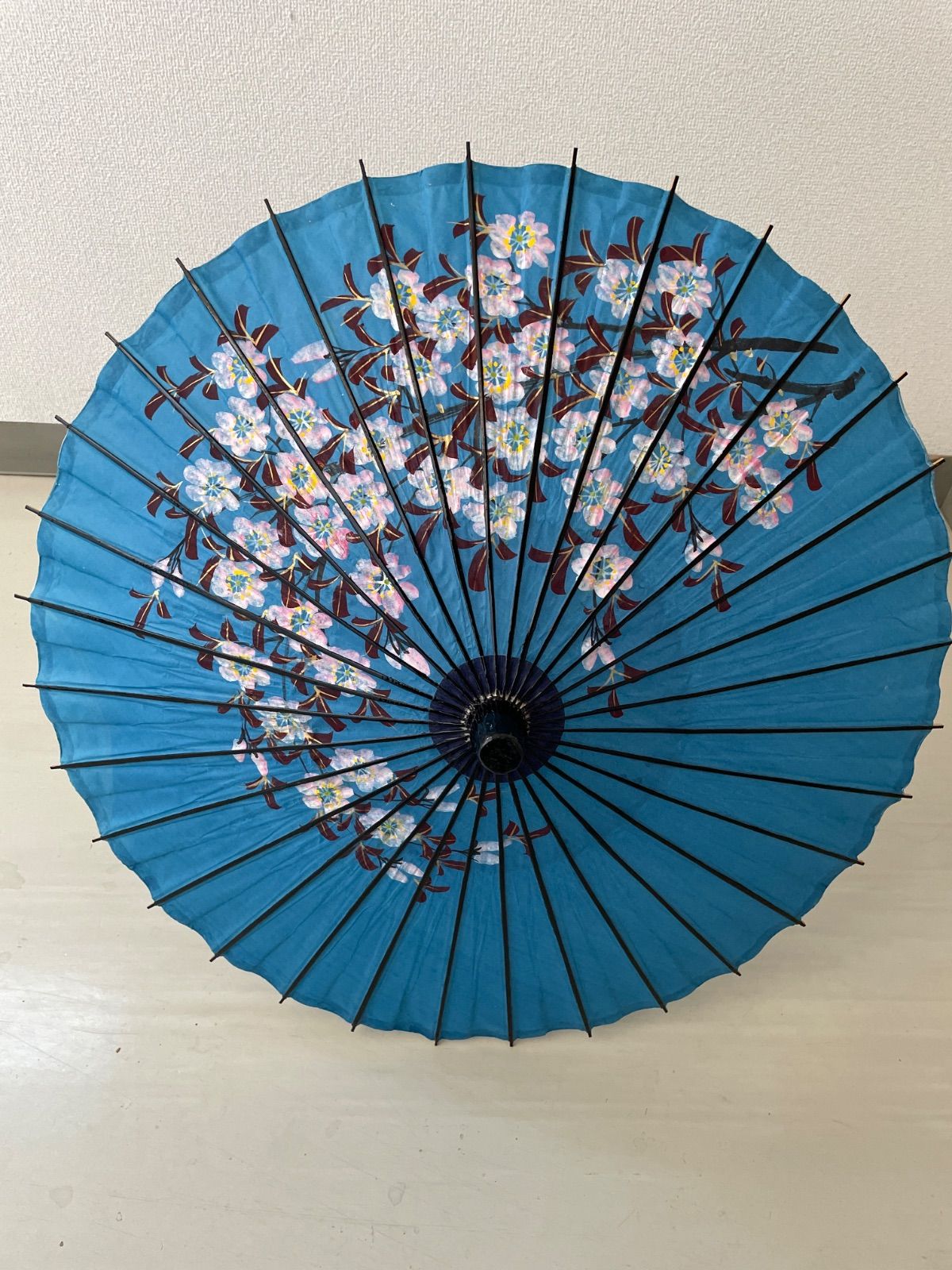 小道具　紙傘　子供用紙傘　尺二寸　手描き花柄　竹柄一本通し　日本製和傘