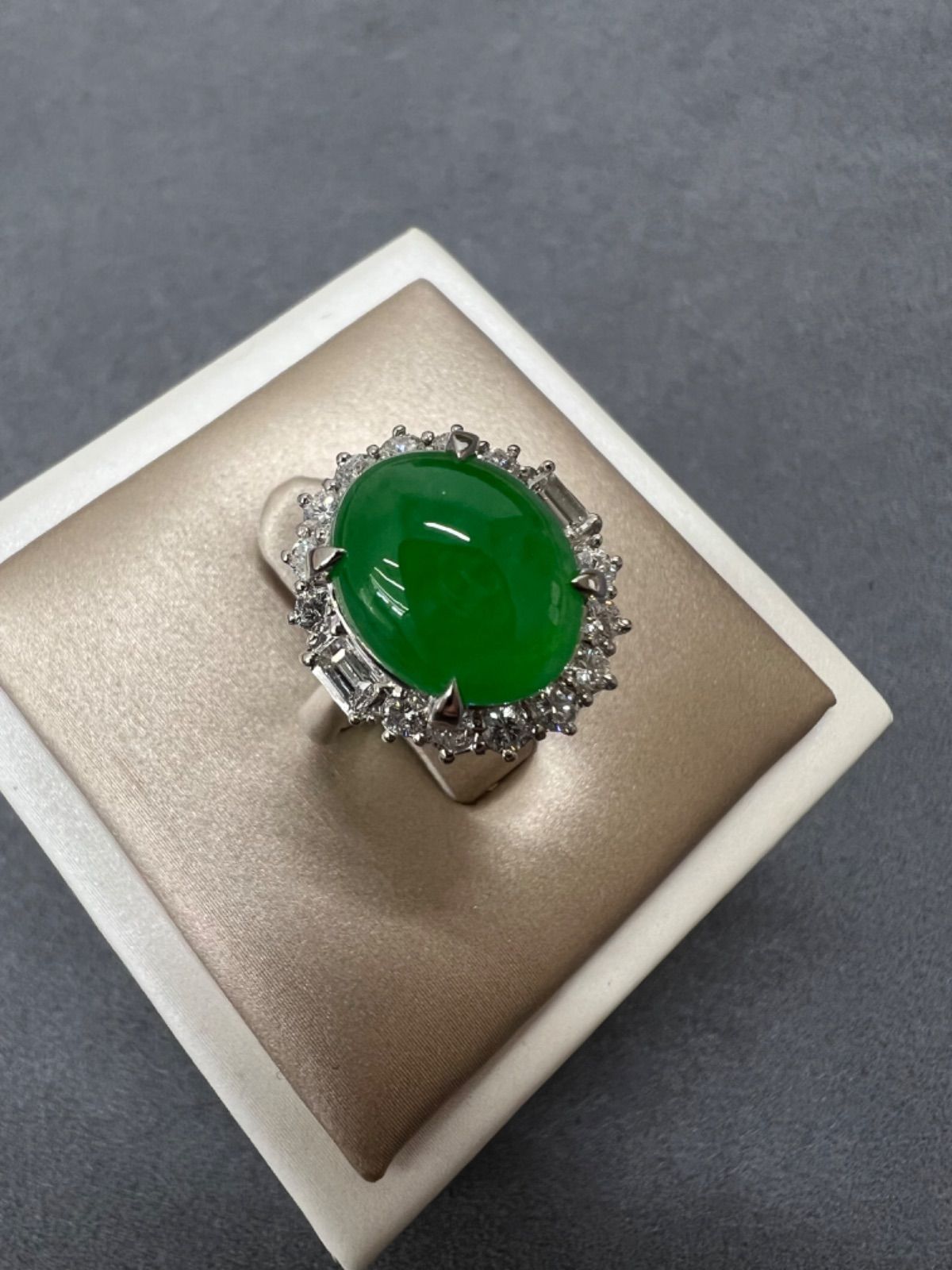 PT900 翡翠/ヒスイ ダイヤモンド リング 翡翠4.56ct D0.62ct