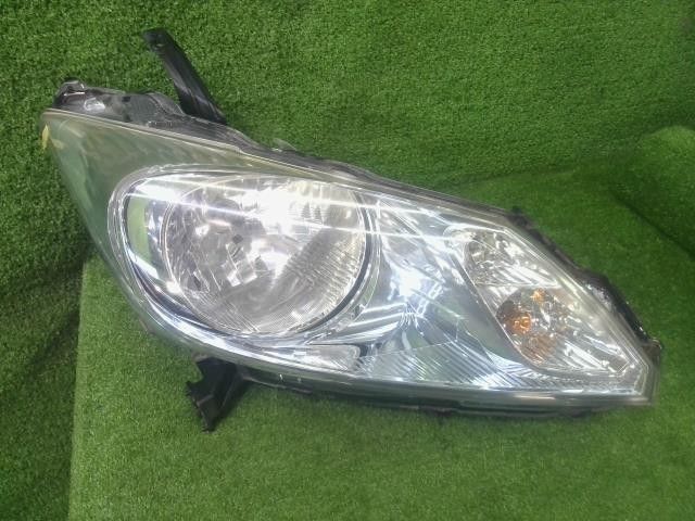 フリード DAA-GP3 右 ヘッドランプ ヘッドライト ASSY ハイブリッド 6人 LEA-MF6 NH624P 33100-SYY-J71