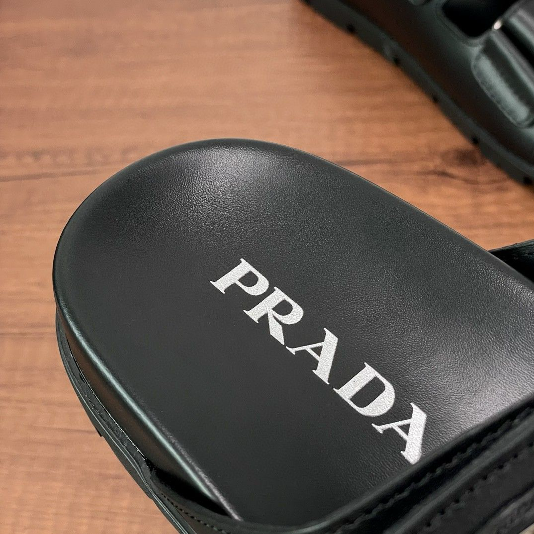 PRADA■メンズ レザー ストラップサンダル Black