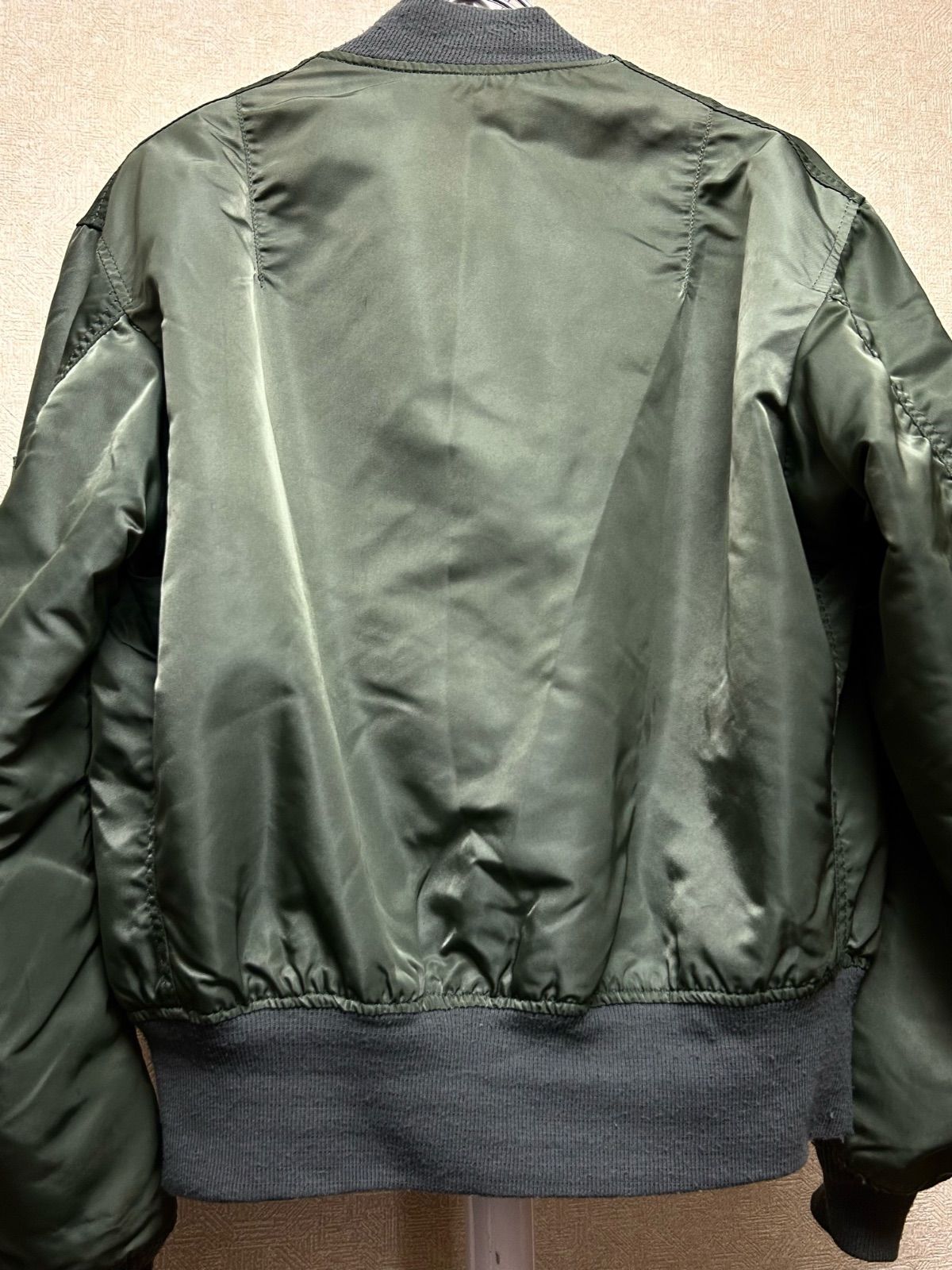 U.S.A.製時代 期名門ALPHA社MA-1フライトJKTテッパンOLIVE KANDAIZUMI_COM