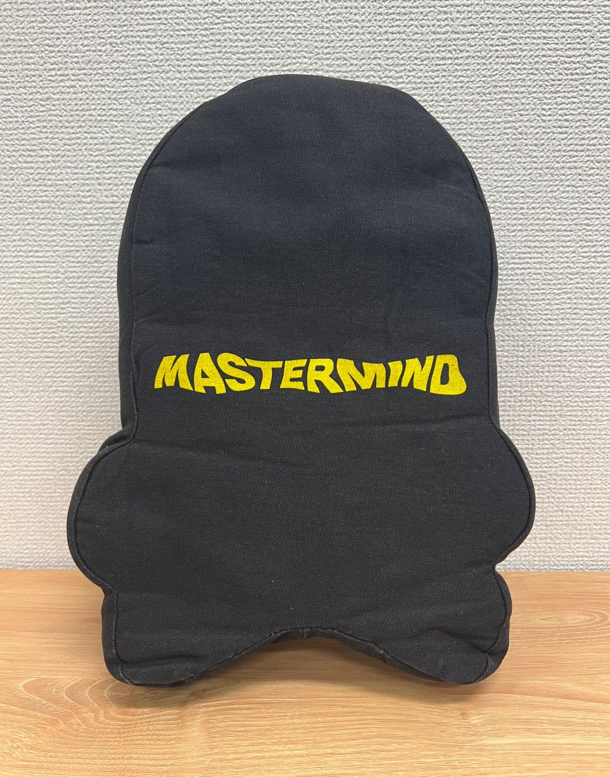 mastermind JAPAN マスターマインドジャパン ニルバーナロゴクッション