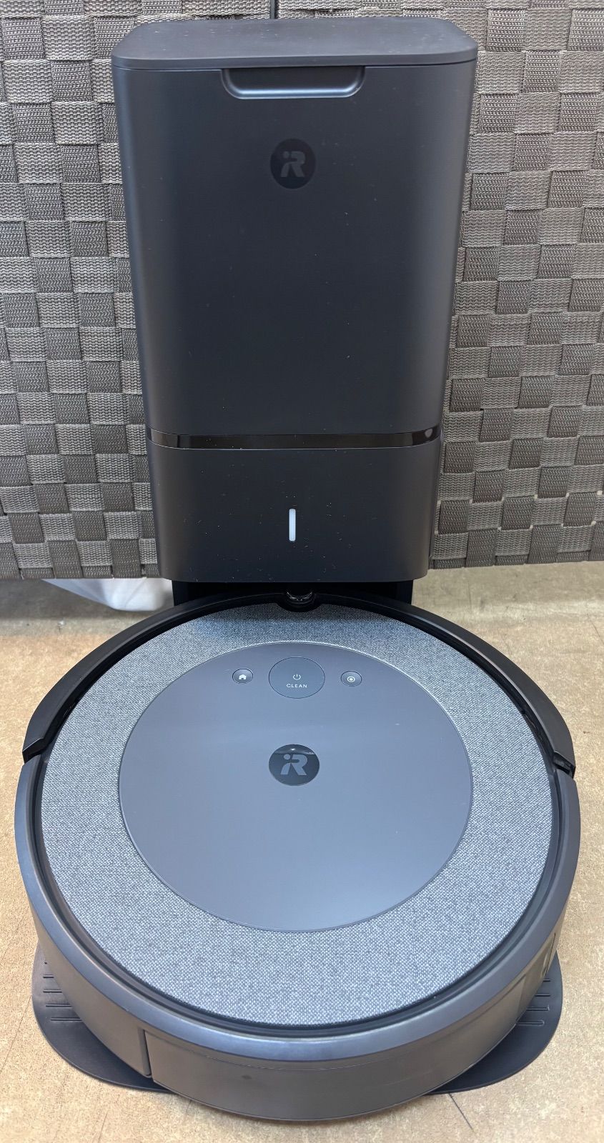 ◇iRobot アイロボット ロボット掃除機 ルンバ i3+ RVD-Y1