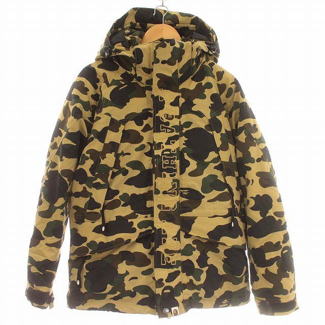 アベイシングエイプ　スノボダウンジャケット