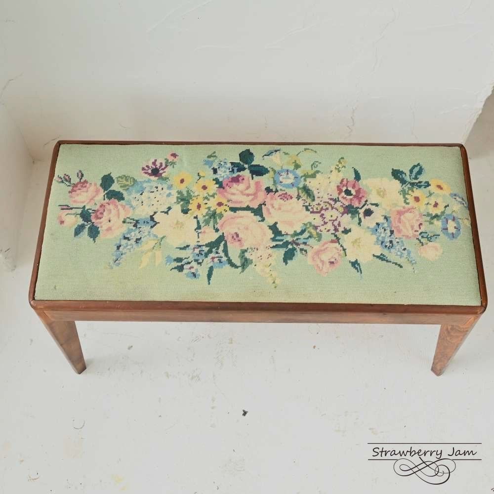 L3612-61 英国アンティーク プチポワン スツール フットスツール 花柄