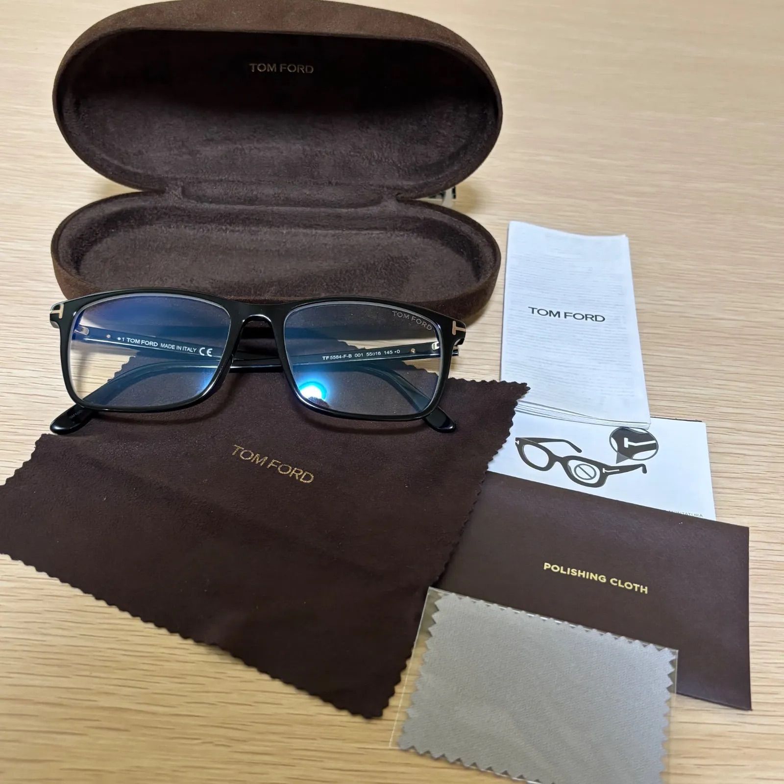 ▪️TOM FORD トムフォード メガネ 眼鏡 度なし ブラック TF-5584-F-B 001 55◻︎16 ケース付き