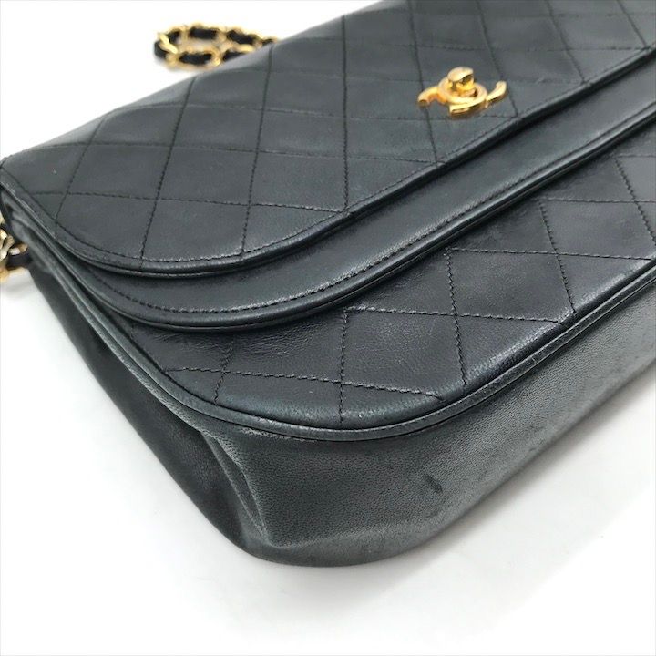 良品 CHANEL シャネル ココマーク ターンロック ラムスキン