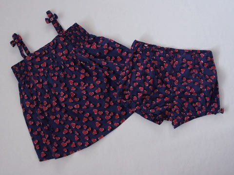 GUCCIチルドレン　ブラウス 新品タグ付き GUCCI ブラウス ピンク ロゴ キッズ ガール 24m