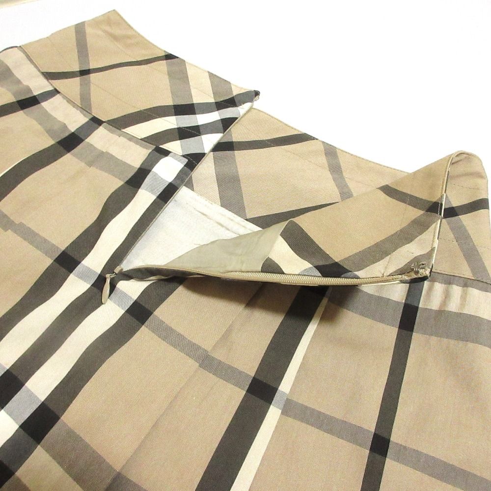 Burberryプリーツスカート ベージュ 巻きタイプ BURBERRY バーバリー チェック柄 ひざ丈 プリーツスカート